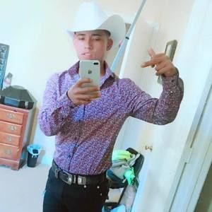 Meet your Posher, Ulises